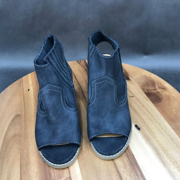 Maurices Blythe Black Slingback Block Heel Peep Toe Sandals Womens Size 6 M - Picture 2 of 10